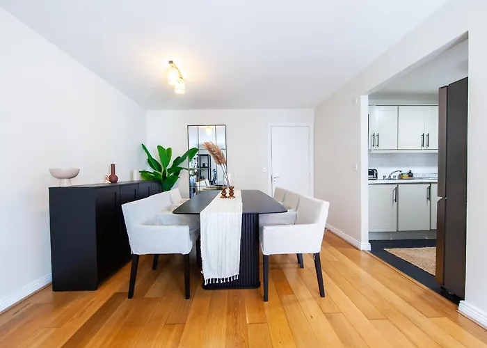 Exquisite And Modern 2bed In Centre 아파트 *