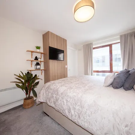 Exquisite And Modern 2bed In Centre